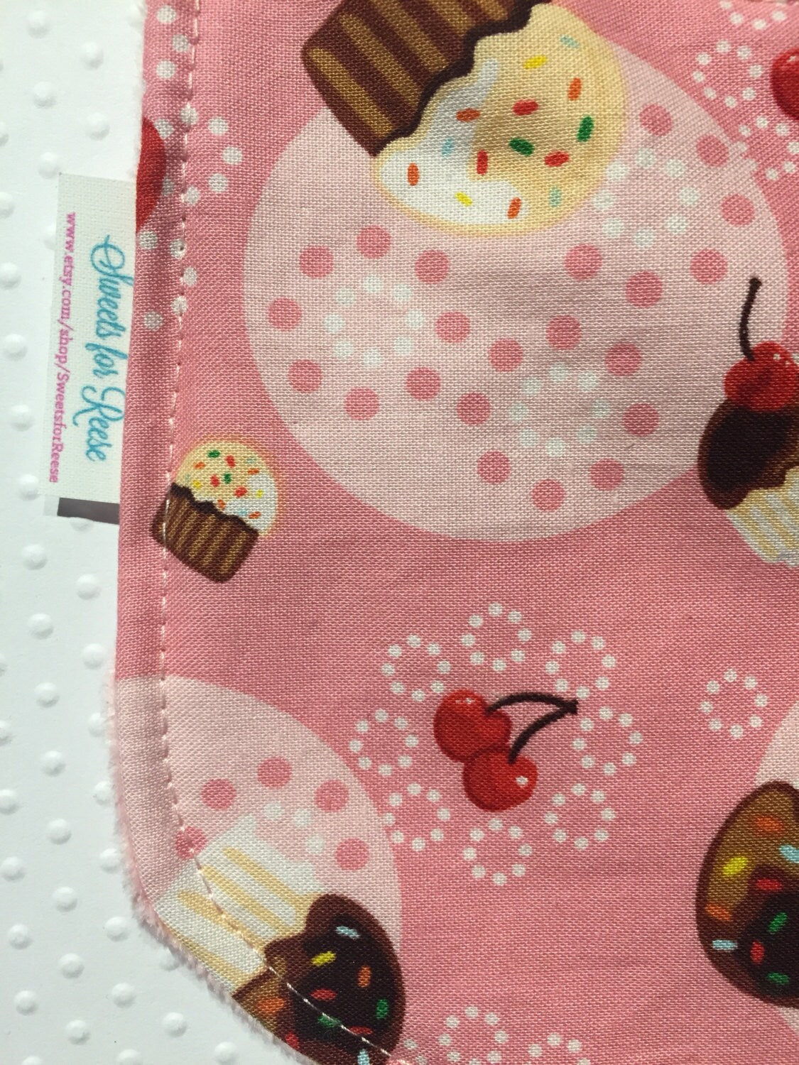 Cupcake bib - infant size