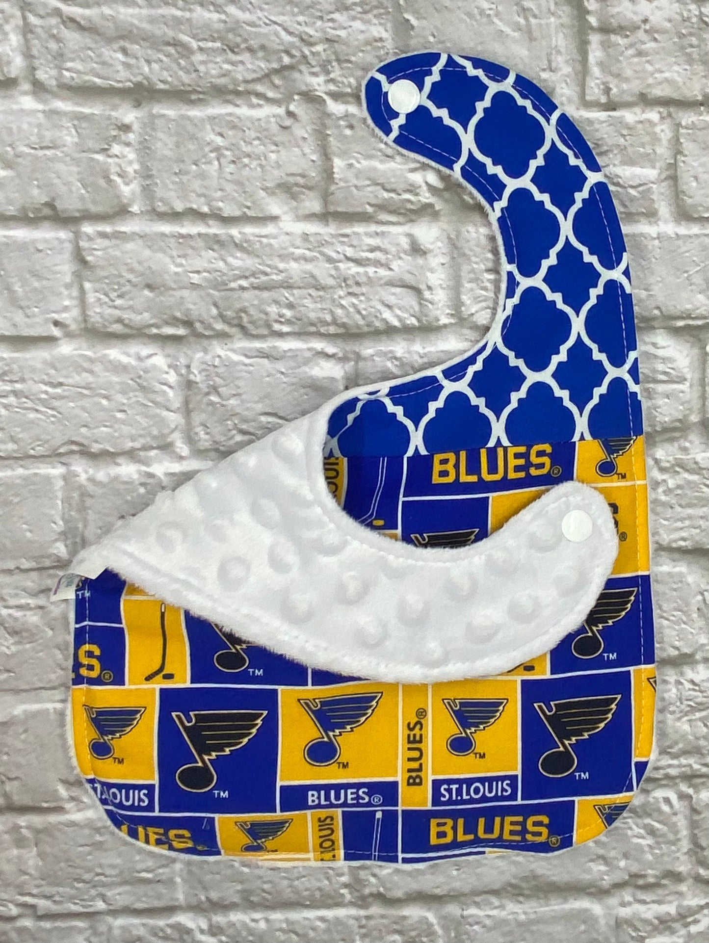 St Louis Blues Hockey Toddler Bib (fits up to 24 months)