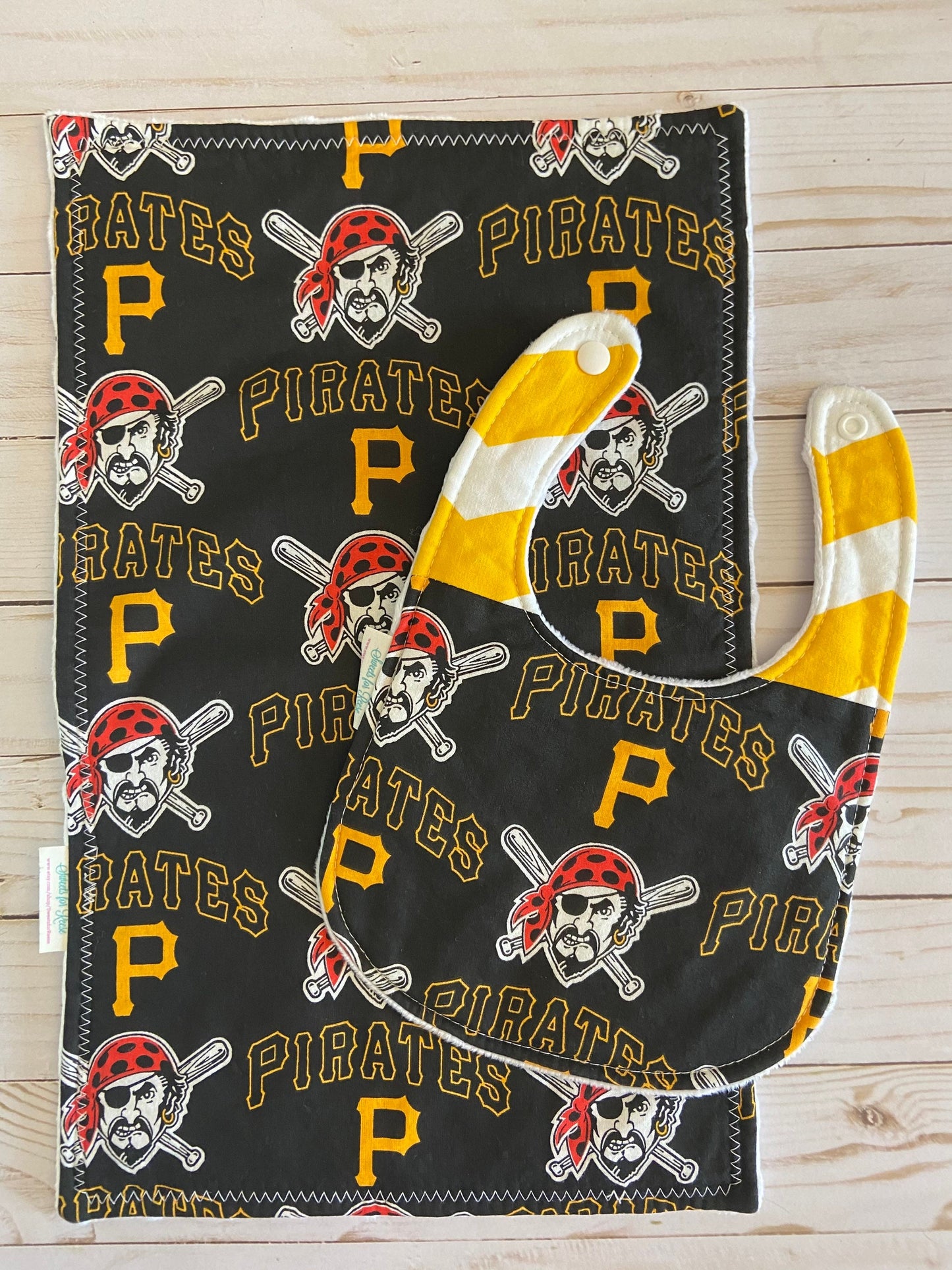 Pittsburg Pirates Baseball Burp Cloth and Bib